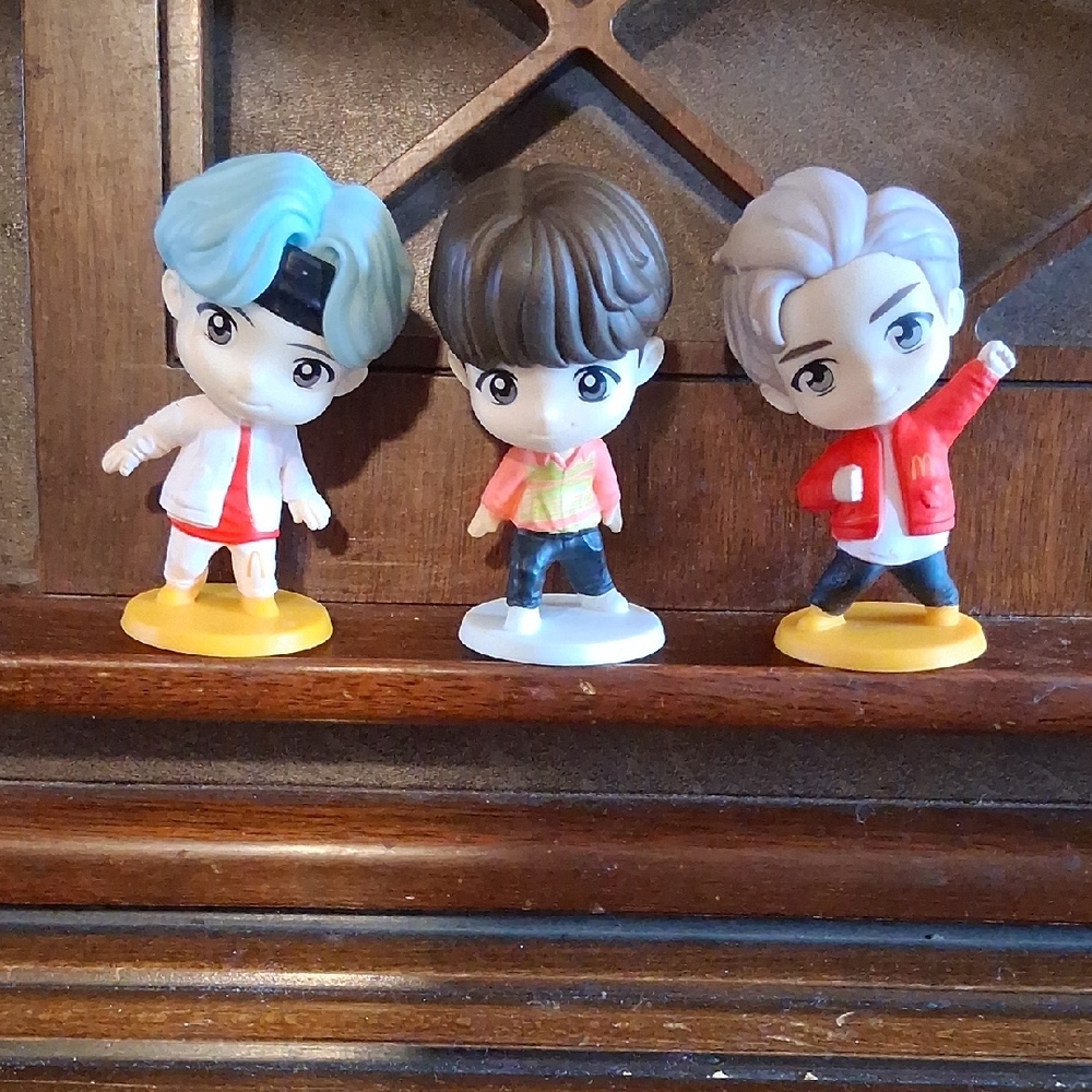 Colorful Kids Toy Figures Set